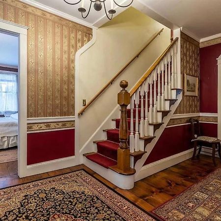 Chester Inn Екстер'єр фото