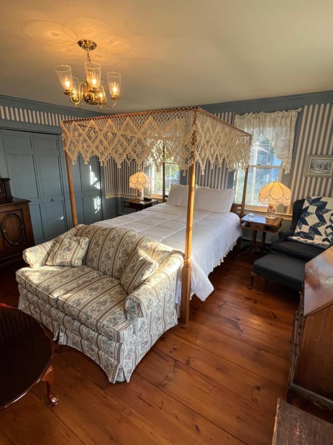 Chester Inn Екстер'єр фото