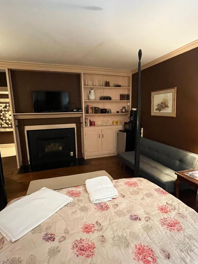 Chester Inn Екстер'єр фото
