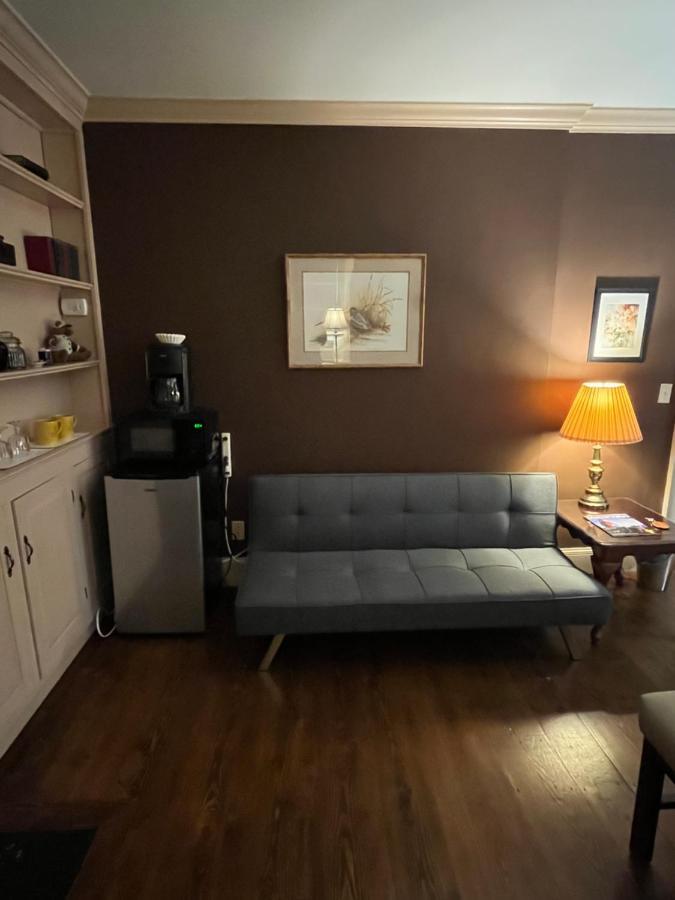 Chester Inn Екстер'єр фото