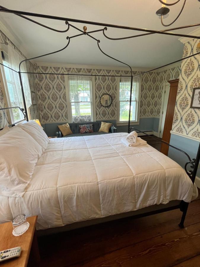 Chester Inn Екстер'єр фото