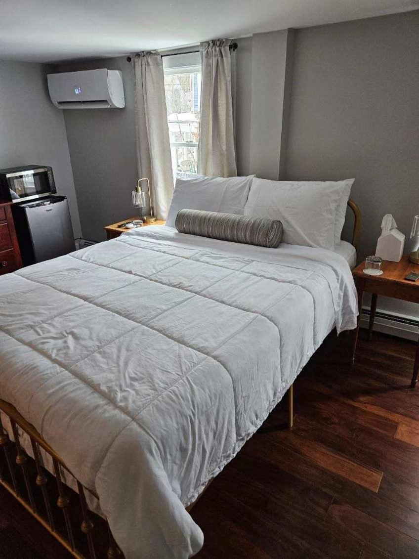 Chester Inn Екстер'єр фото